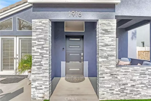 Huntington Beach, CA 92648,1916 Pine Street