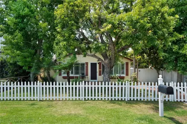 275 Flower Street, Costa Mesa, CA 92627