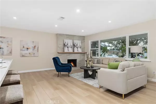 Anaheim, CA 92804,3213 W Sunview Drive