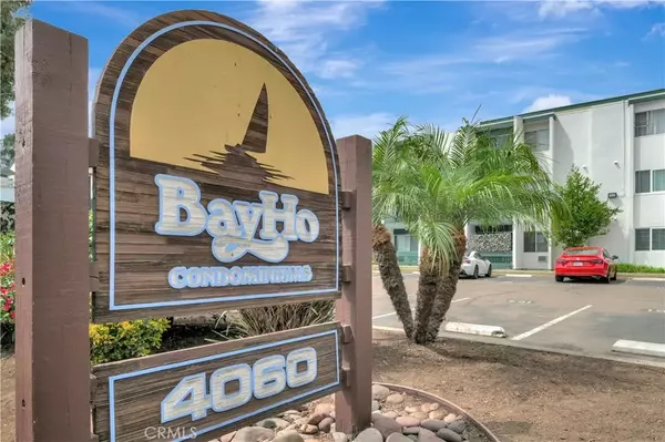San Diego, CA 92117,4060 Huerfano #126