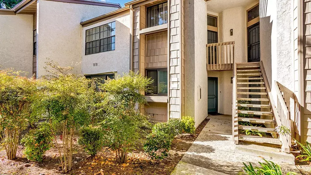 Laguna Hills, CA 92656,26701 Quail Creek #146