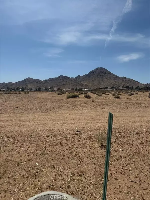 Apple Valley, CA 92307,0 Washoan