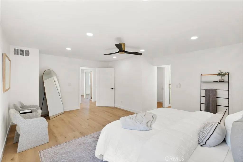 Fullerton, CA 92833,786 Carhart Avenue
