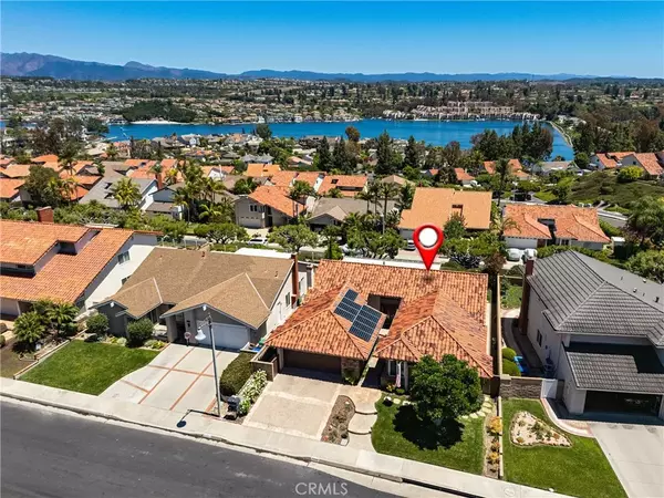 Mission Viejo, CA 92691,22842 Buendia