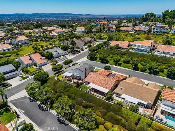 Mission Viejo, CA 92691,22842 Buendia