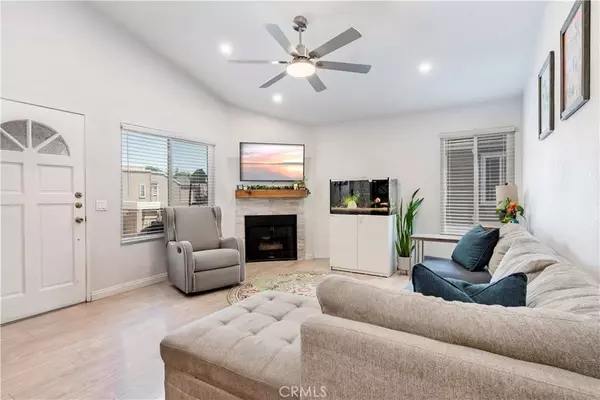 Stanton, CA 90680,10435 W Briar Oaks Drive #A