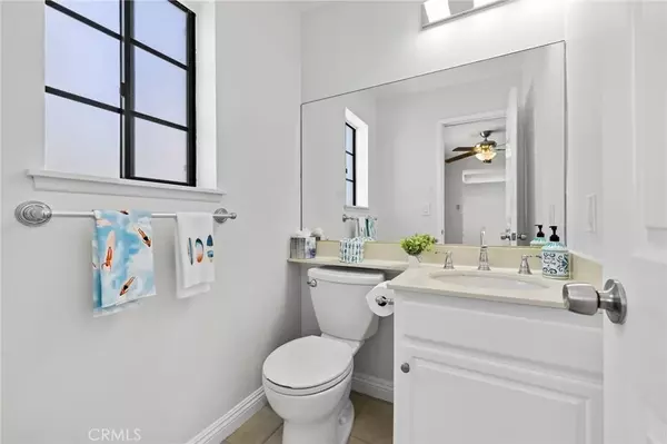 Newport Beach, CA 92663,1421 Superior Avenue #4