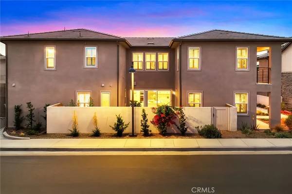 208 Zawn, Irvine, CA 92618