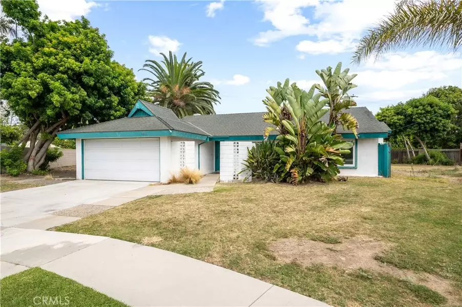8462 Tern Circle, Huntington Beach, CA 92646