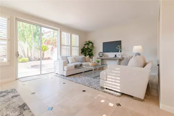 Rancho Santa Margarita, CA 92688,5 Via Floria