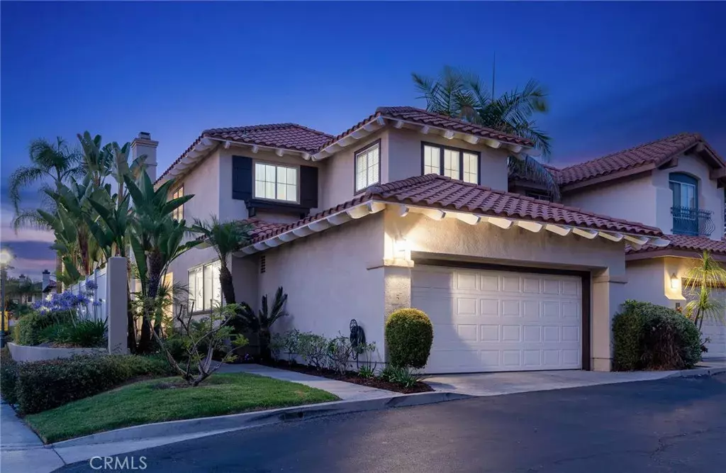 Rancho Santa Margarita, CA 92688,5 Via Floria