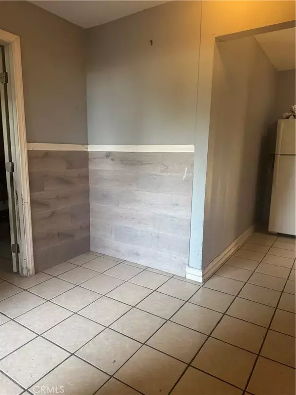 Santa Ana, CA 92707,1321 S Standard Avenue #C