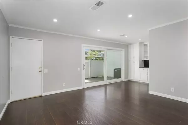 Yorba Linda, CA 92886,6443 Shady Lawn Drive #3