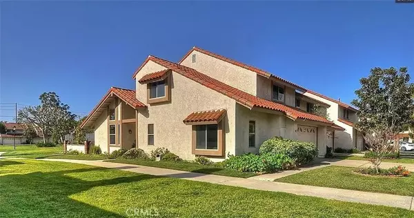 7886 Shell Circle, Huntington Beach, CA 92648