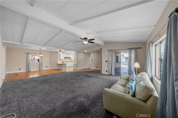 Corona, CA 92879,13381 Magnolia #172
