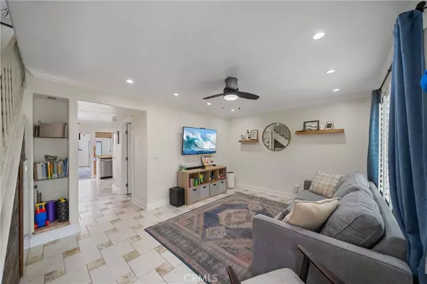 Santa Ana, CA 92707,201 W Alton Ave #B-235