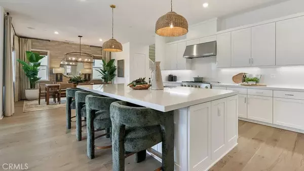 24355 Calle La Roca, Valencia, CA 91354