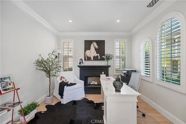 Irvine, CA 92603,38 Canopy