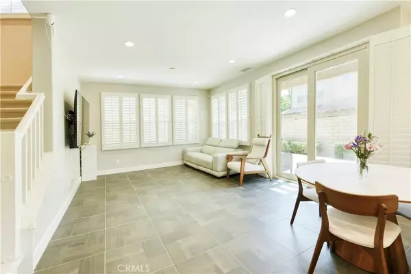 Lake Forest, CA 92630,99 Fuchsia