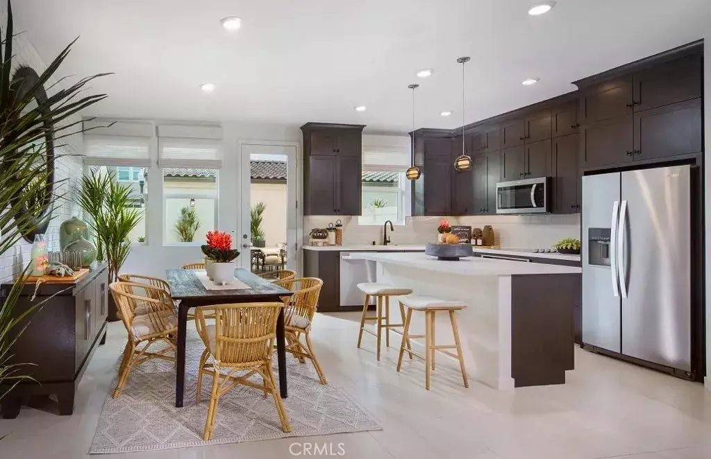 Ventura, CA 93004,10933 Citrus Drive