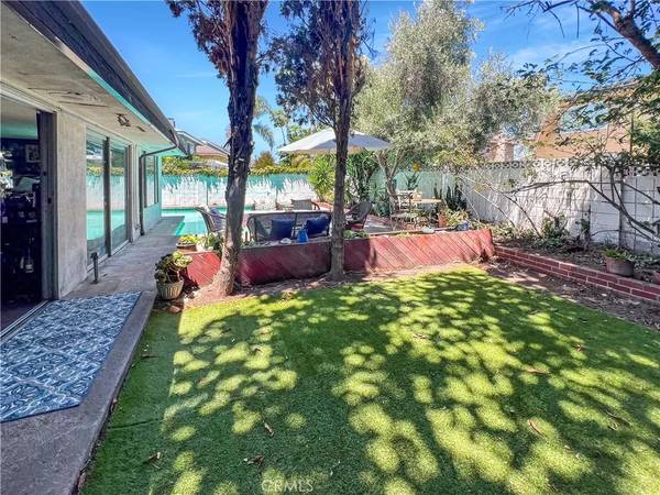Huntington Beach, CA 92646,20442 Craimer Lane
