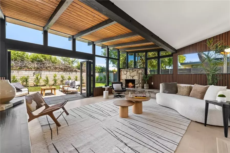 13007 Dewey Street, Los Angeles, CA 90066