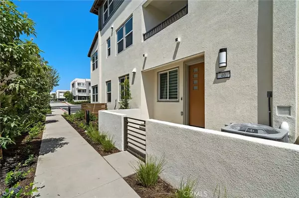 1884 S Union St #40, Anaheim, CA 92805