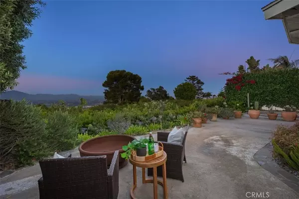 Laguna Beach, CA 92651,3180 Mountain View Drive
