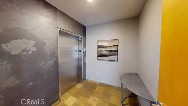 Los Angeles, CA 90049,1176 Wellesley Avenue #1