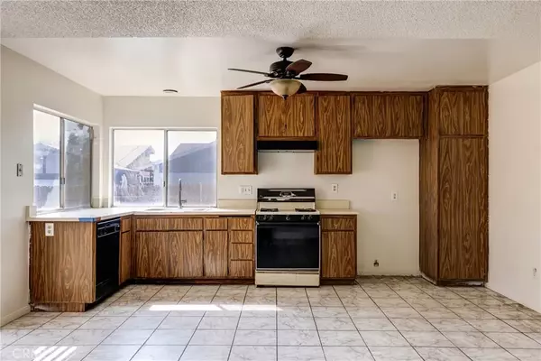 Jurupa Valley, CA 92509,5943 Sky Meadow Street