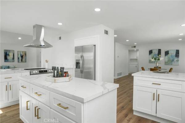 4566 Hancock Circle, Oceanside, CA 92056