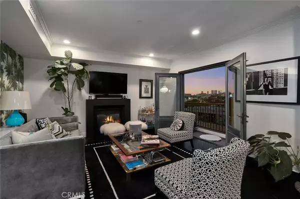 West Hollywood, CA 90069,718 N Croft Avenue #PH1