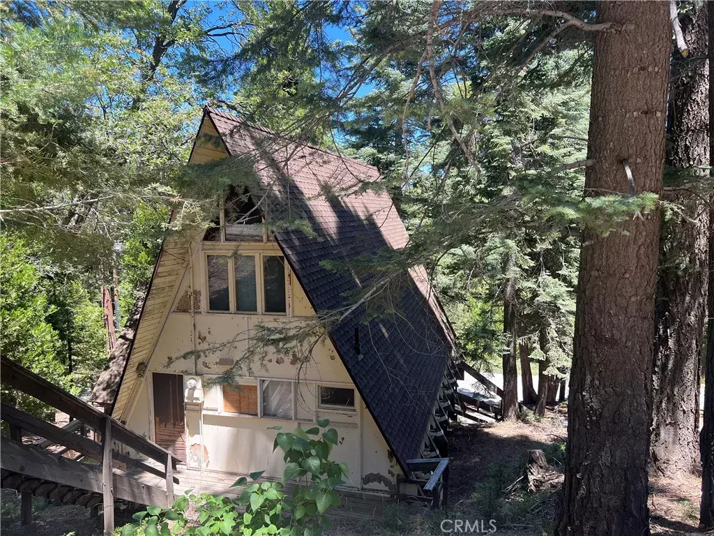 Twin Peaks, CA 92391,841 Glen View Lane