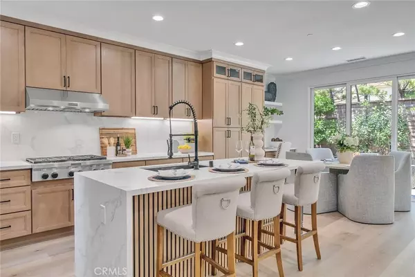 55 Open Range,  Irvine,  CA 92602