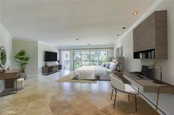 Newport Beach, CA 92660,1 Rue Biarritz