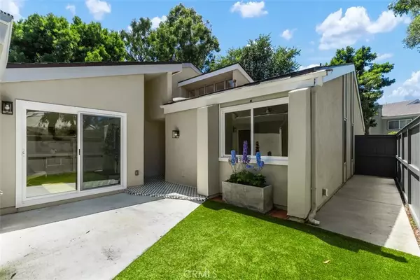 Huntington Beach, CA 92648,19858 Deep Harbor Drive