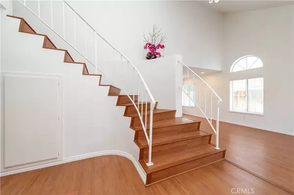 Irvine, CA 92620,10 Burke