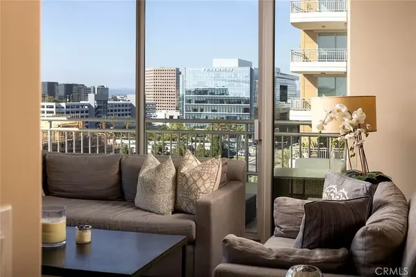 Irvine, CA 92612,5090 Scholarship