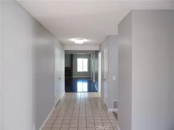 Mission Viejo, CA 92692,23194 Villena