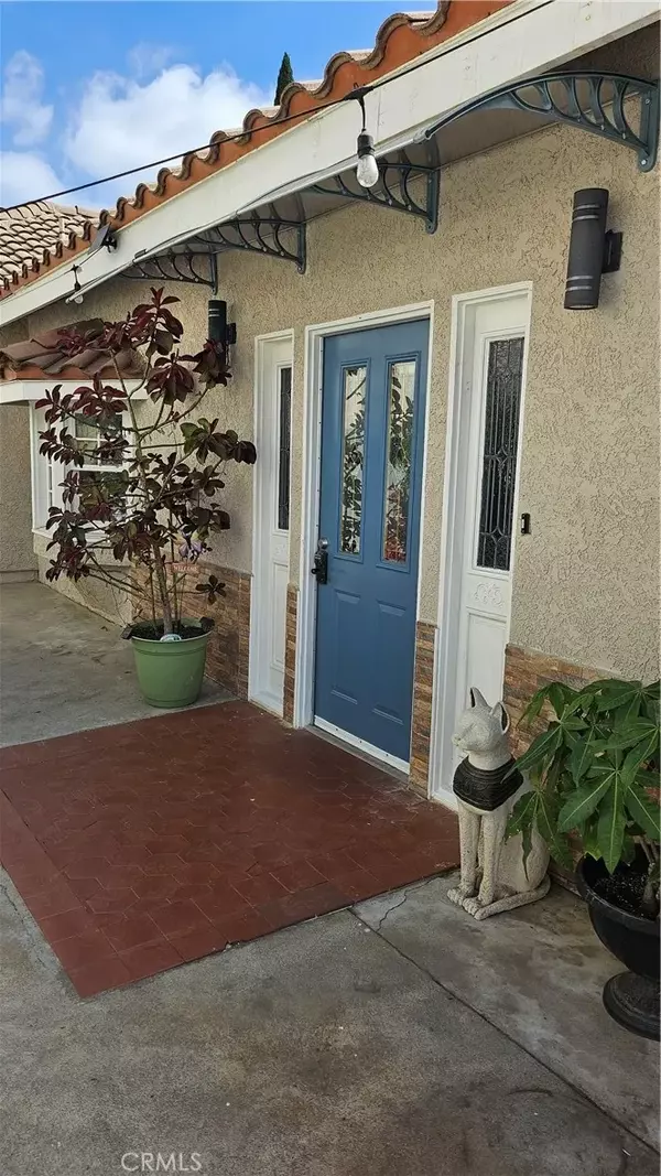 Artesia, CA 90701,17912 Gridley Road