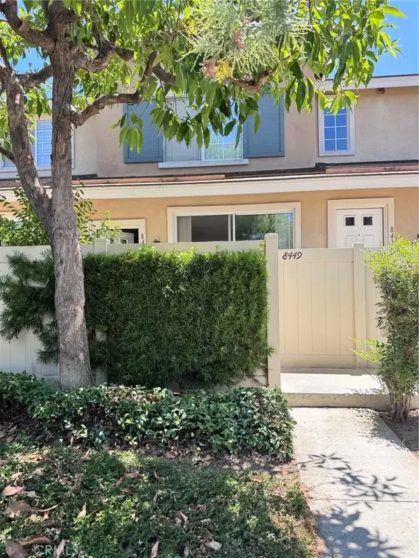 8449 E Arrowhead Way, Anaheim Hills, CA 92808