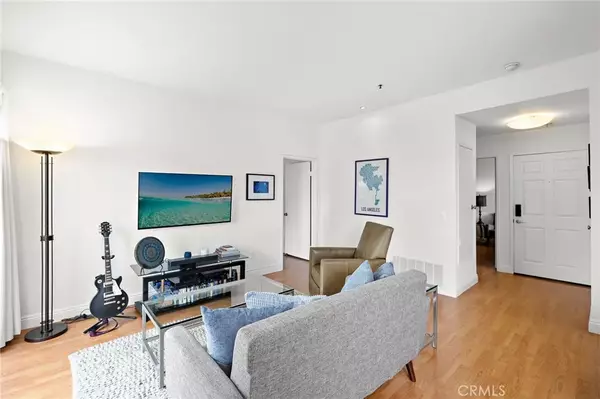 Huntington Beach, CA 92647,17641 Sergio Circle #203