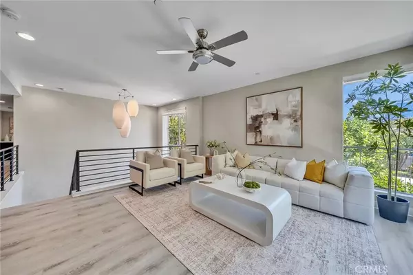 Irvine, CA 92612,85 Lennox