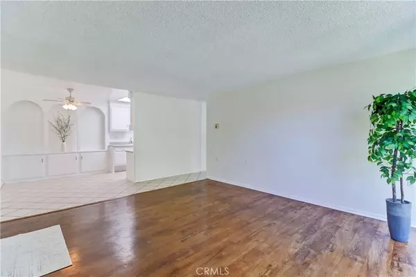 Laguna Woods, CA 92637,2243 Via Puerta #H