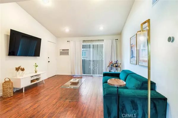 Lake Forest, CA 92630,23292 Orange Avenue #6