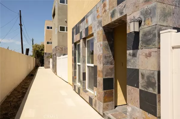 Gardena, CA 90247,13707 S Budlong Avenue #118