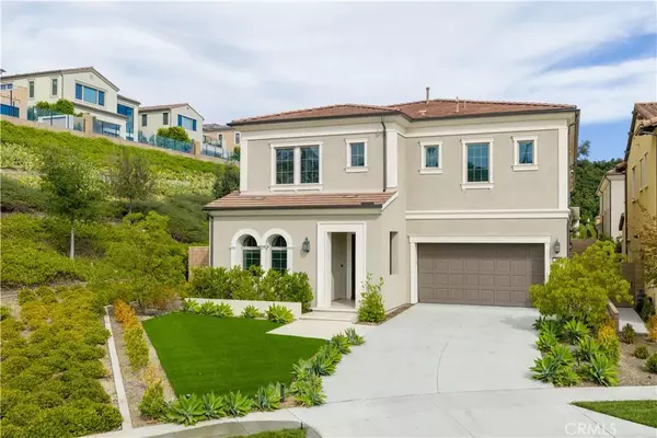 100 Jayhawk, Irvine, CA 92602