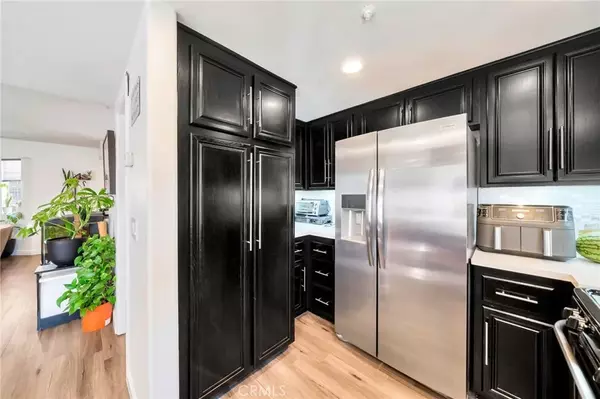 Huntington Beach, CA 92648,7655 Yorktown Avenue