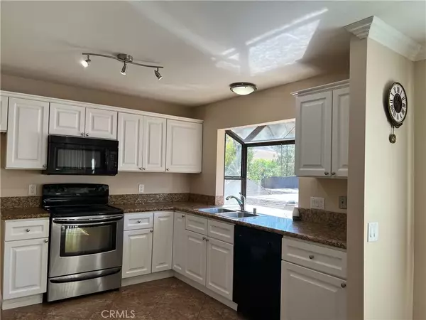 Laguna Hills, CA 92653,22042 Caminito Vino