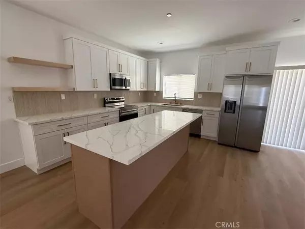 Lake Elsinore, CA 92530,617 Acacia Street